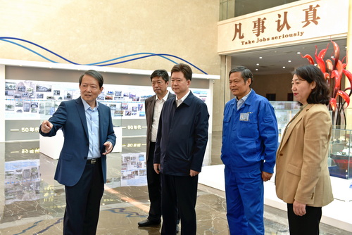 工信廳石廳長(cháng)-壓縮.JPG
